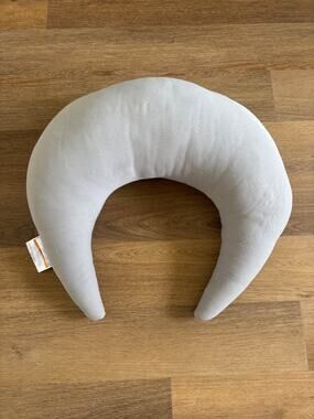 Snuggle Me Feeding Nursing Pillow